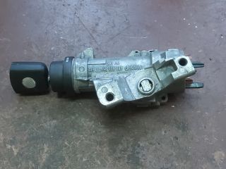 bontott VW POLO IV Gyújtáskapcsoló Házzal