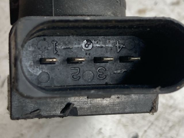 bontott VW POLO IV Gyújtótrafó