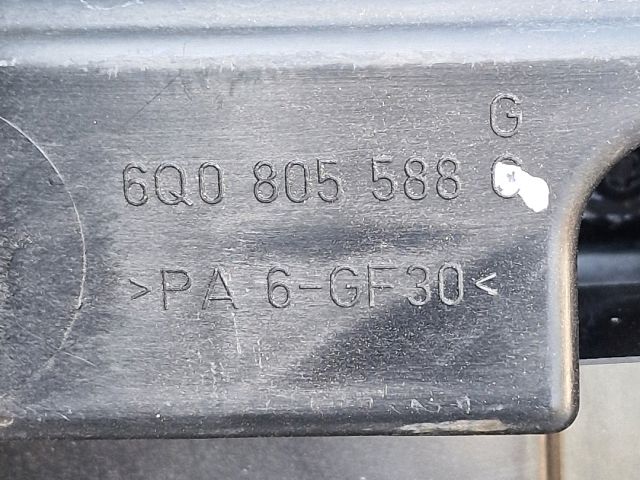 bontott VW POLO IV Homlokfal (Üres lemez)