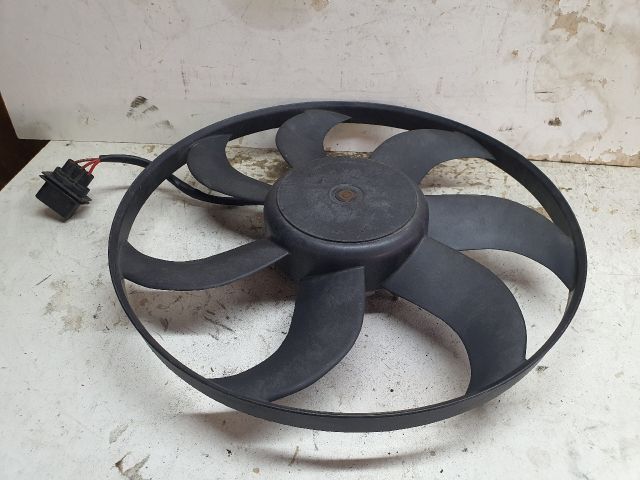 bontott VW POLO IV Hűtőventilátor