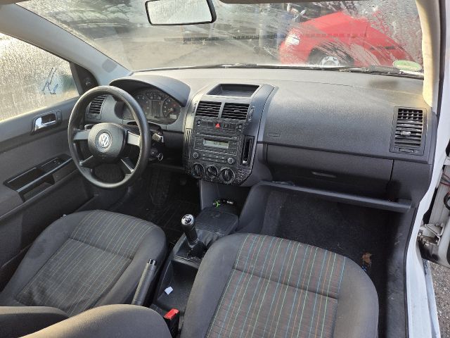 bontott VW POLO IV Komplett Homlokfal (Részeivel)