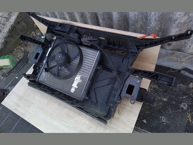 bontott VW POLO IV Komplett Homlokfal (Részeivel)