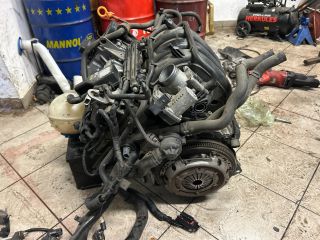 bontott VW POLO IV Komplett Motor (Segédberendezésekkel)