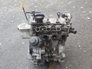 bontott VW POLO IV Motor (Fűzött blokk hengerfejjel)