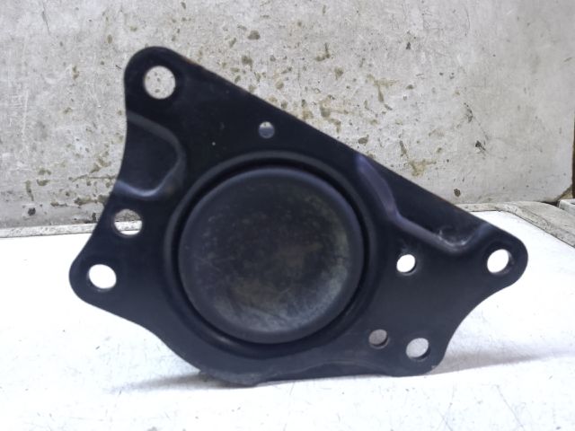 bontott VW POLO IV Motor Tartó Bak Jobb