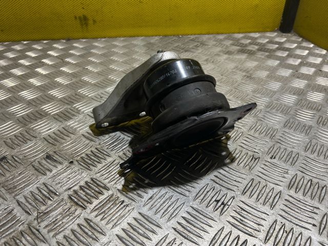 bontott VW POLO IV Motor Tartó Bak Jobb