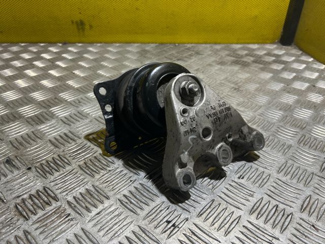 bontott VW POLO IV Motor Tartó Bak Jobb