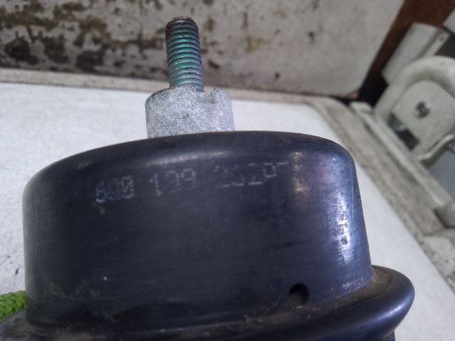 bontott VW POLO IV Motor Tartó Bak Jobb