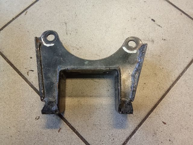 bontott VW POLO IV Motor Tartó Bak (Pozíciófüggetlen)