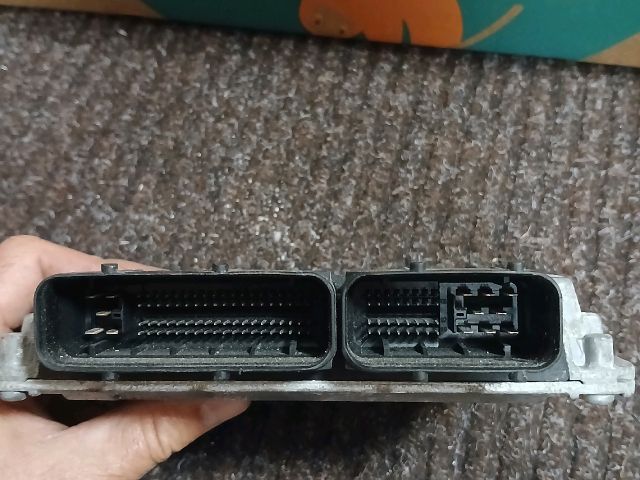 bontott VW POLO IV Motorvezérlő