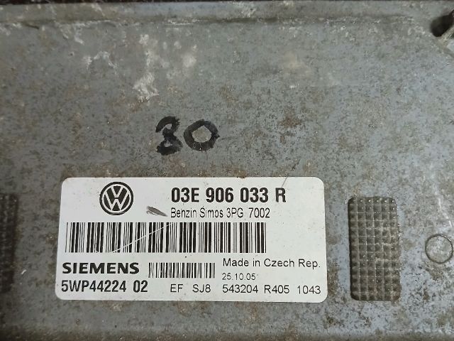 bontott VW POLO IV Motorvezérlő