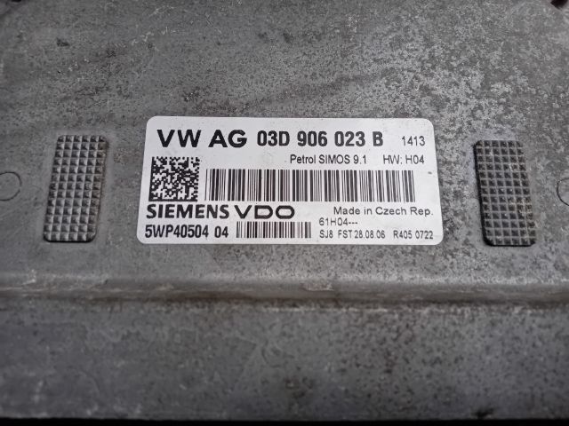 bontott VW POLO IV Motorvezérlő