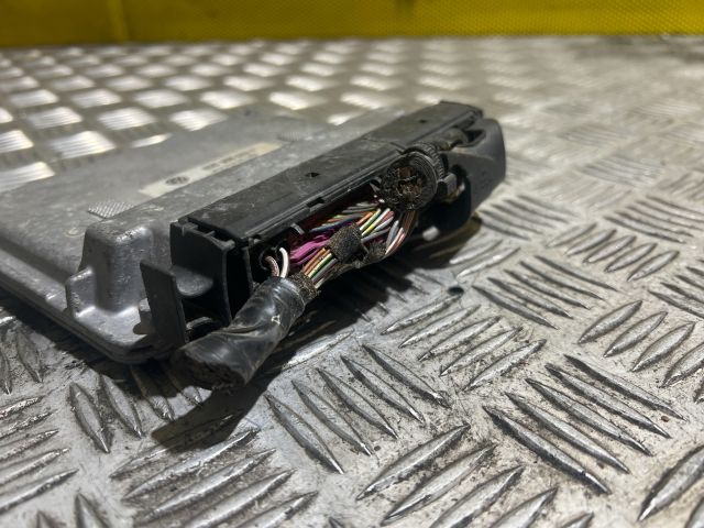 bontott VW POLO IV Motorvezérlő