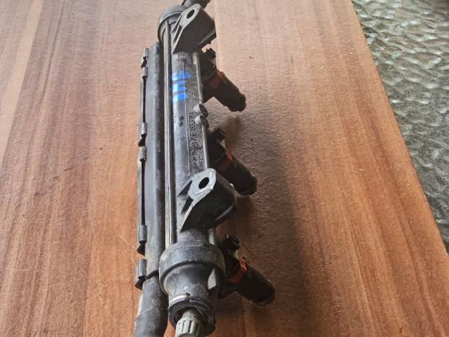 bontott VW POLO IV Porlasztó Sor / Híd