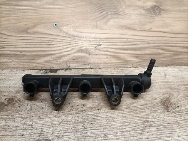 bontott VW POLO IV Porlasztó Sor / Híd