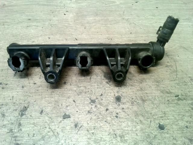 bontott VW POLO IV Porlasztó Sor / Híd