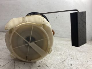 bontott VW POLO IV Üzemanyag Szivattyú