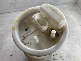 bontott VW POLO IV Üzemanyag Szivattyú