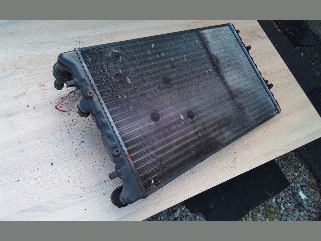 bontott VW POLO IV Vízhűtő Radiátor (Nem klímás)