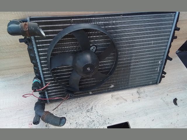 bontott VW POLO IV Vízhűtő Radiátor (Nem klímás)