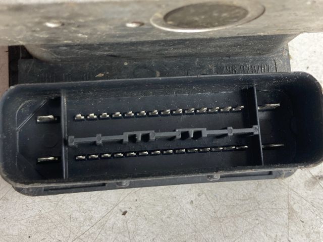 bontott VW POLO IV ABS Kocka