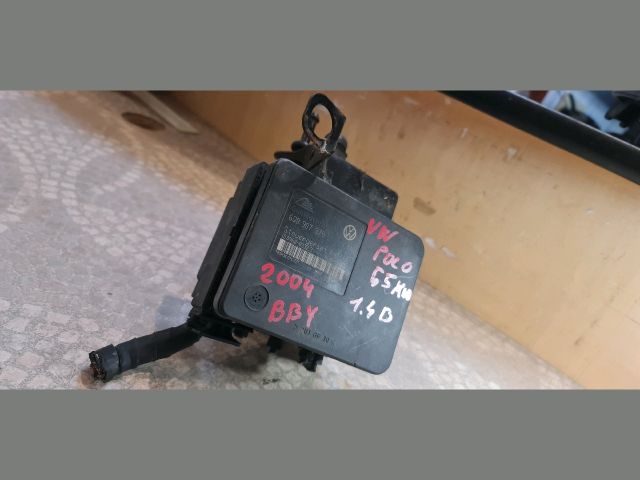 bontott VW POLO IV ABS Kocka