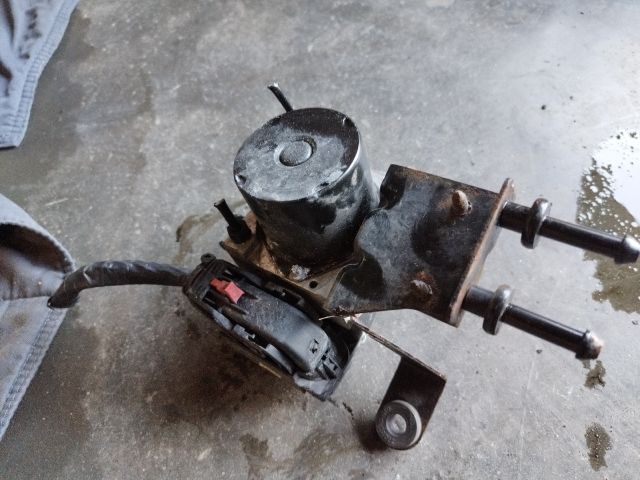 bontott VW POLO IV ABS Kocka