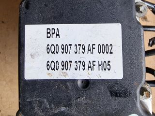 bontott VW POLO IV ABS Kocka