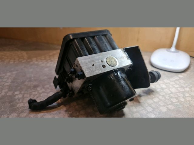 bontott VW POLO IV ABS Kocka