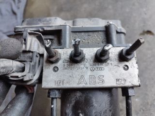 bontott VW POLO IV ABS Kocka