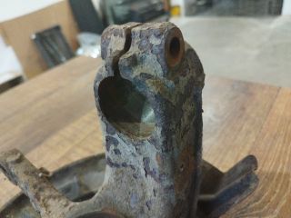 bontott VW POLO IV Bal első Csonkállvány Kerékaggyal