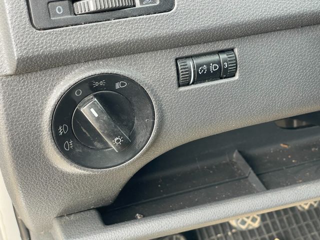 bontott VW POLO IV Bal első Csonkállvány Kerékaggyal