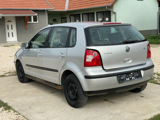bontott VW POLO IV Bal első Csonkállvány Kerékaggyal