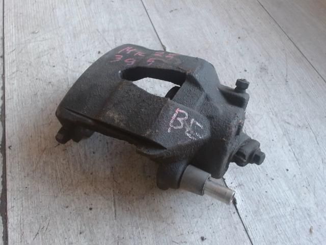 bontott VW POLO IV Bal első Féknyereg Munkahengerrel