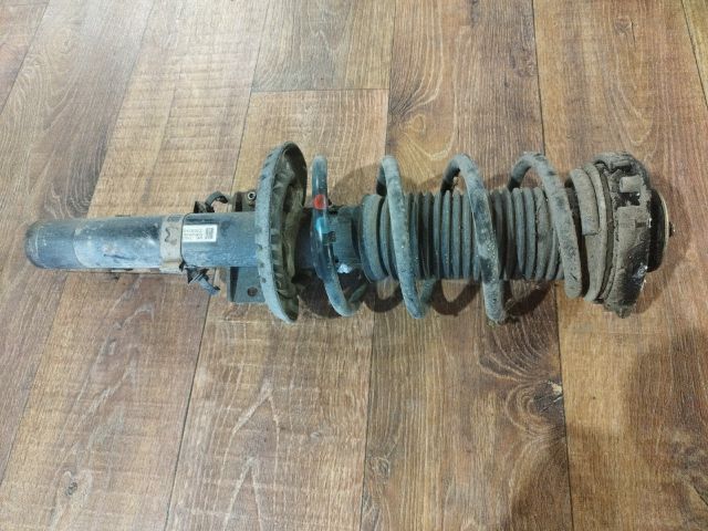 bontott VW POLO IV Bal első Lengéscsillapító