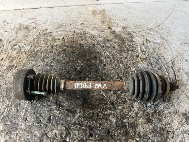 bontott VW POLO IV Bal Féltengely