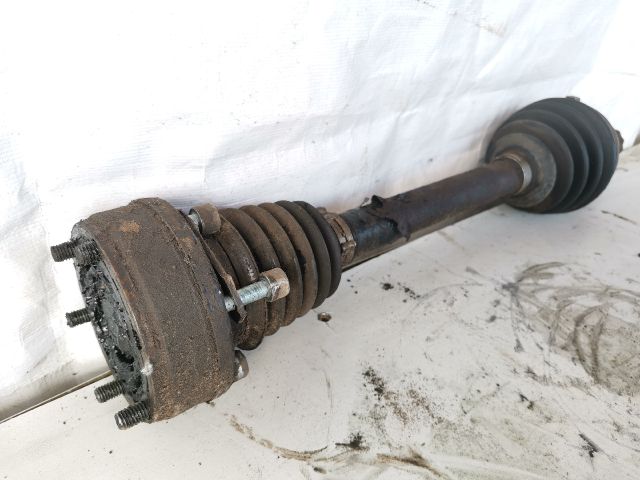 bontott VW POLO IV Bal Féltengely