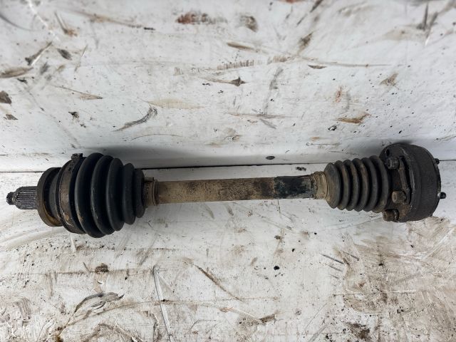 bontott VW POLO IV Bal Féltengely