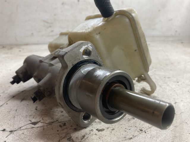 bontott VW POLO IV Főfékhenger