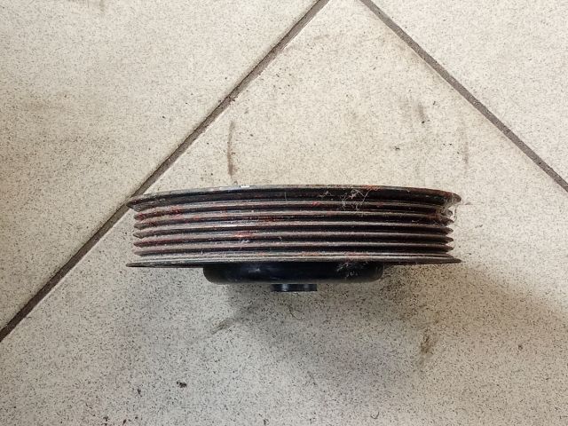 bontott VW POLO IV Főtengely Szíjtárcsa