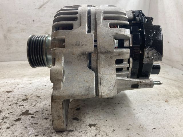 bontott VW POLO IV Generátor