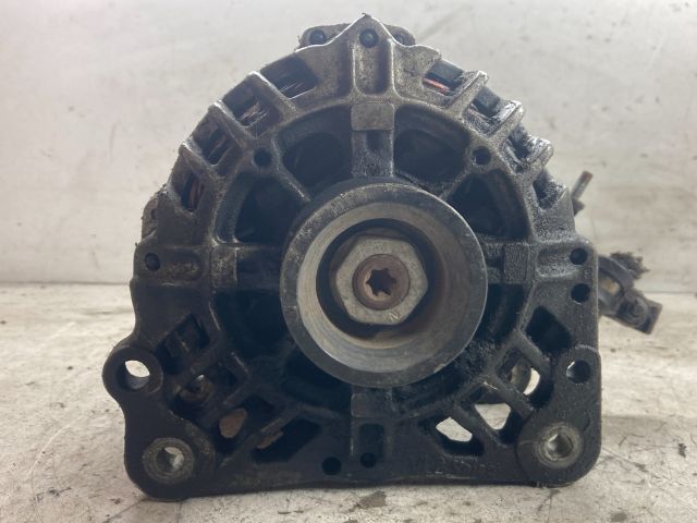 bontott VW POLO IV Generátor