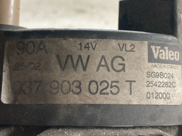 bontott VW POLO IV Generátor