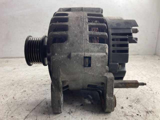 bontott VW POLO IV Generátor