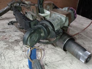 bontott VW POLO IV Gyújtáskapcsoló Házzal