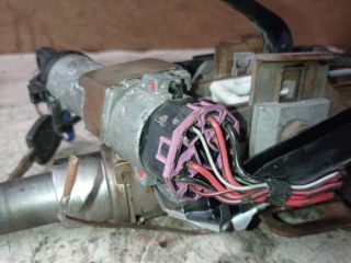 bontott VW POLO IV Gyújtáskapcsoló Házzal