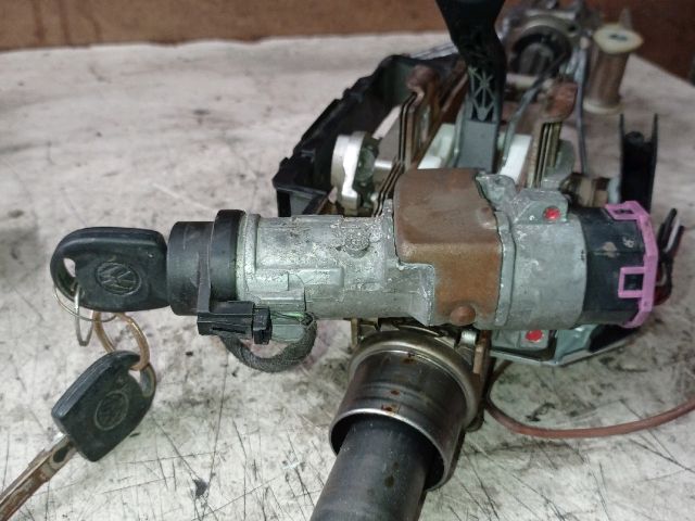 bontott VW POLO IV Gyújtáskapcsoló Házzal