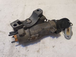 bontott VW POLO IV Gyújtáskapcsoló Házzal