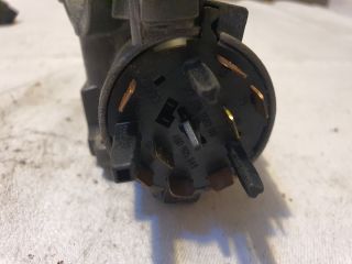 bontott VW POLO IV Gyújtáskapcsoló Házzal