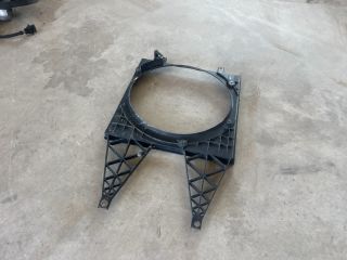 bontott VW POLO IV Hűtőventilátor Keret